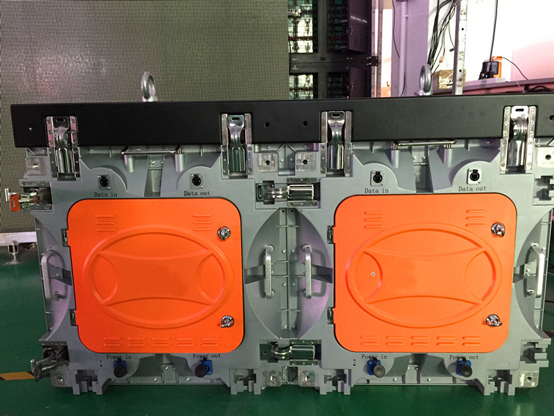 Portable LED Screen:Pixel Pitch:  P2.5, P3, P4, P5, P6 indoor<br/><br/><table width=